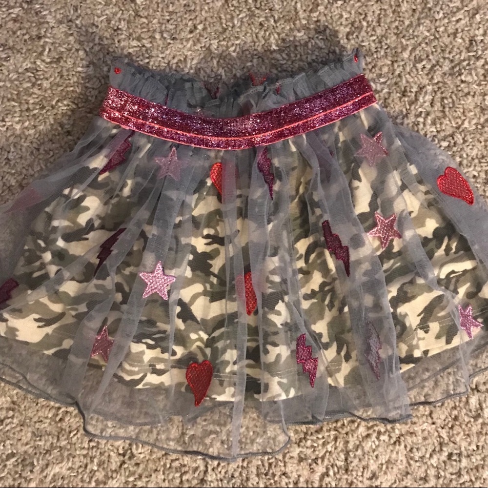 *Sold* Like New Tutu skirt w/ lots of sass and detail
